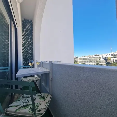 Timi's House - Espacoso A 350 M Da E Centro Da Velha Albufeira