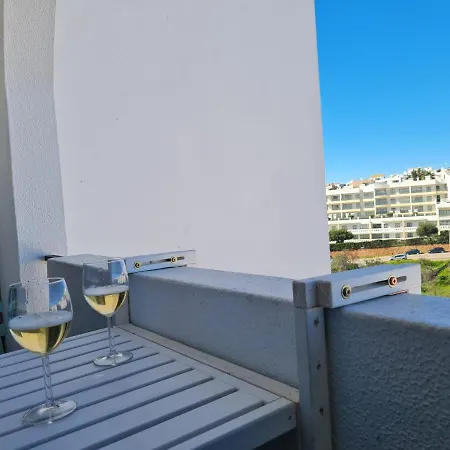 Timi's House - Espacoso A 350 M Da E Centro Da Velha Apartment