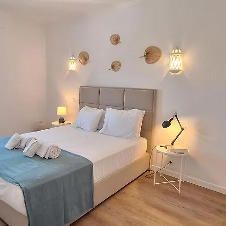 Apartment Timi's House - Espacoso A 350 M Da E Centro Da Velha Albufeira