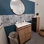 Lejlighed Timi's House - Espacoso A 350 M Da E Centro Da Velha *