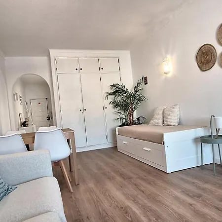 Appartement Timi's House - Espacoso A 350 M Da E Centro Da Velha Albufeira